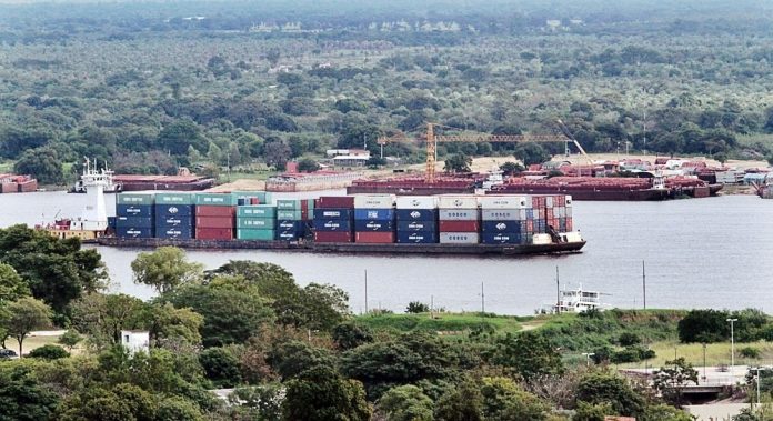 Exportaciones paraguayas superan los USD 10.000 millones y cierran el semestre con fuerte crecimiento Exportaciones paraguayas superan los USD 10.000 millones y cierran el semestre con fuerte crecimiento