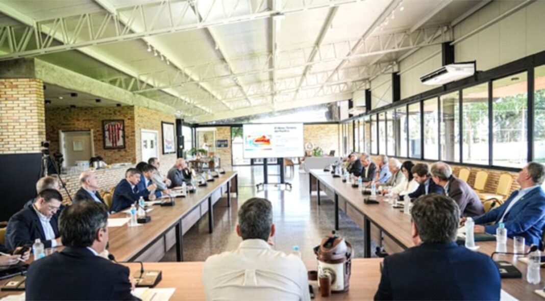 Gobierno y gremios del agro coordinan acciones para enfrentar el impacto de «El Niño» Gobierno y gremios del agro coordinan acciones para enfrentar el impacto de «El Niño»