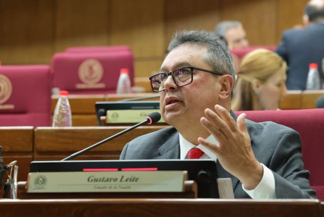 Antes de subir impuestos, Paraguay debería estudiar las propuestas de Leite Antes de subir impuestos, Paraguay debería estudiar las propuestas de Leite