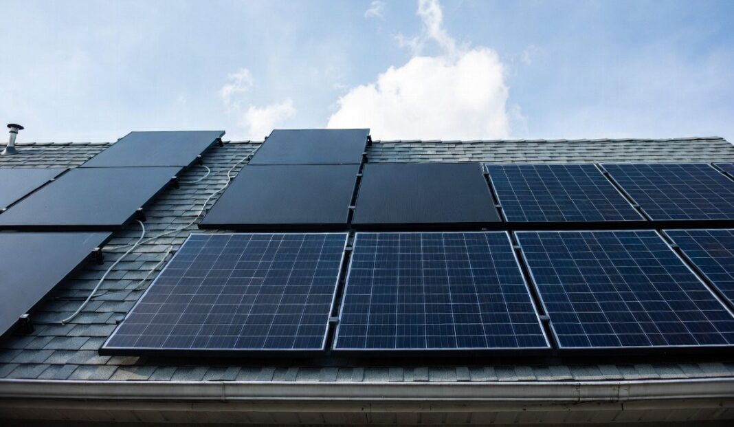 Reforma eléctrica busca abrir el mercado a proveedores privados Reforma eléctrica busca abrir el mercado a proveedores privados