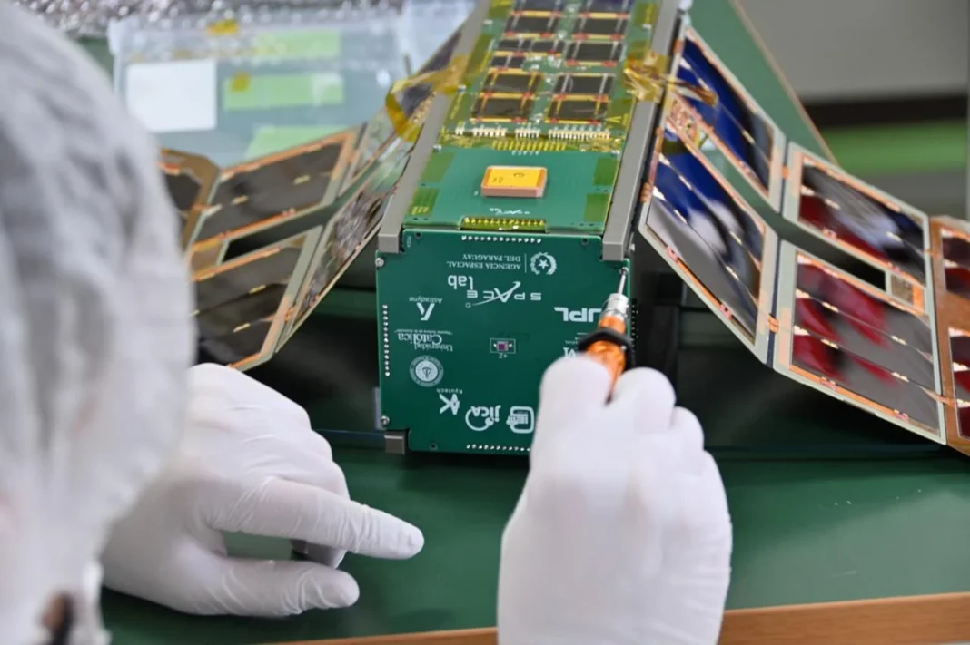 Paraguay se alista para lanzar al espacio su segundo nanosatélite en octubre Paraguay se alista para lanzar al espacio su segundo nanosatélite en octubre
