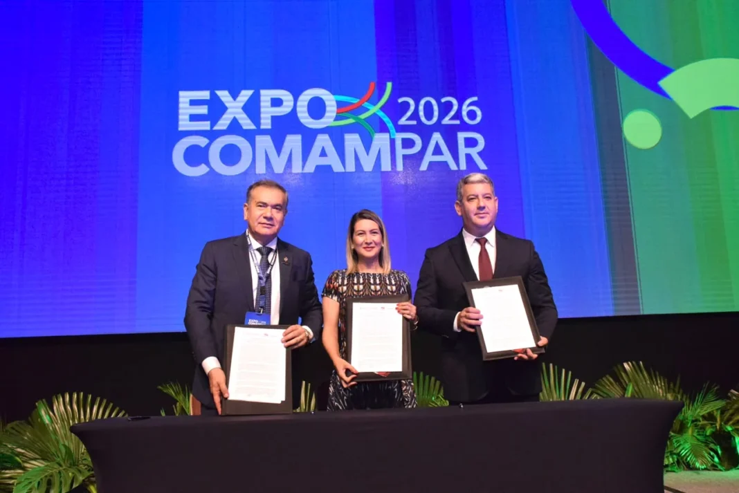 Suscriben convenio para potenciar el empleo comercial Suscriben convenio para potenciar el empleo comercial